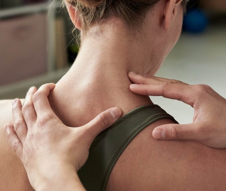 Terapia manualna odcinka szyjnego kręgosłupa w Holimed w Łukowie